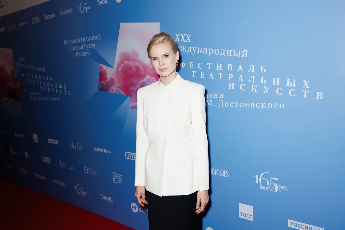 Красная дорожка церемонии открытия фестиваля