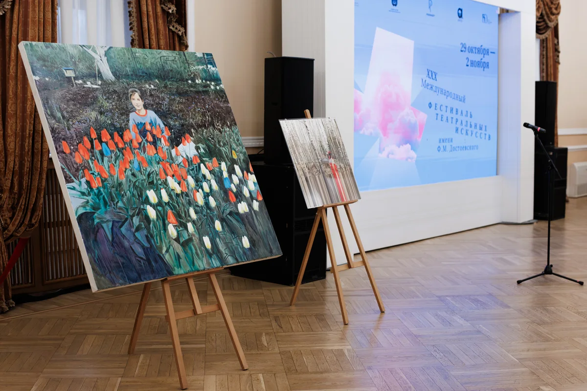Открытие выставки современного искусства «Дом, который во мне» в Новгородской филармонии