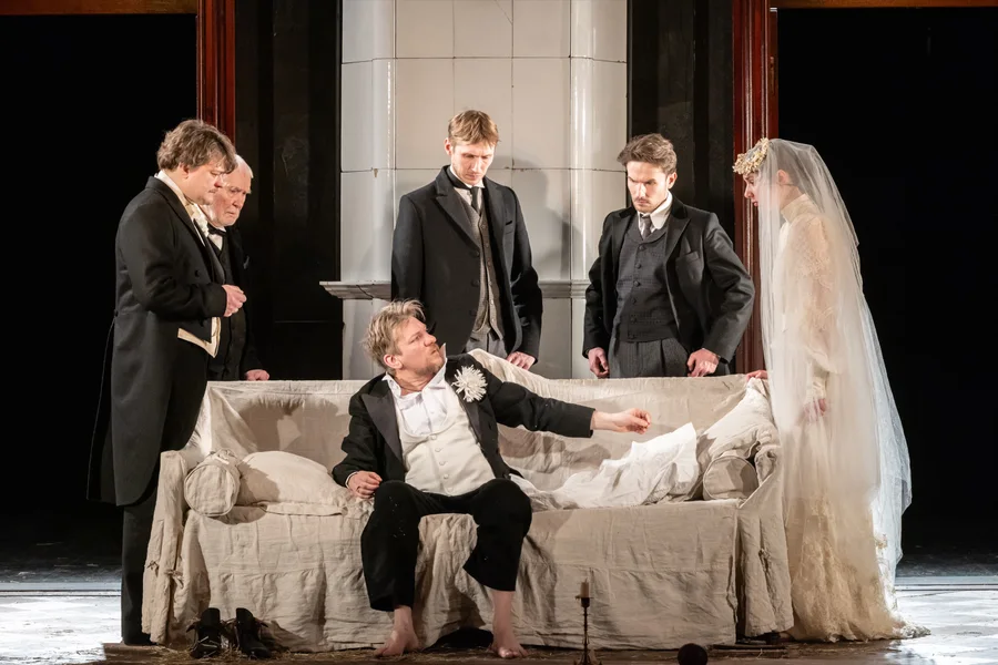 Чеховъ. Ивановъ. Слова. Слова. Слова